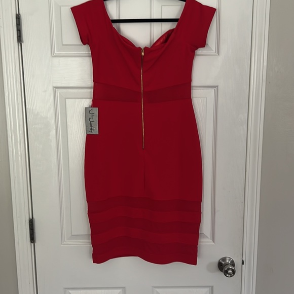 J for Justify Red Dress with Padding - Picture 2 of 3
